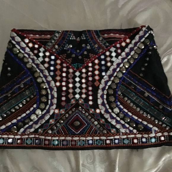 Zara mini skirt - Picture 2 of 4